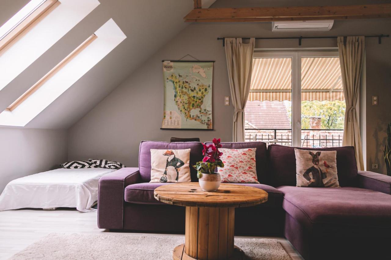 Pannonia Apartment God Luaran gambar