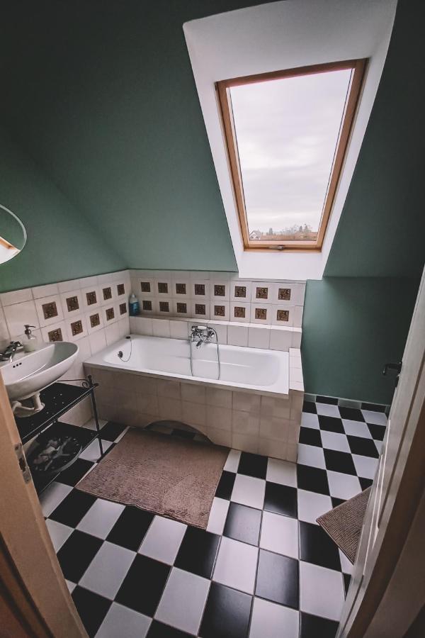 Pannonia Apartment God Luaran gambar